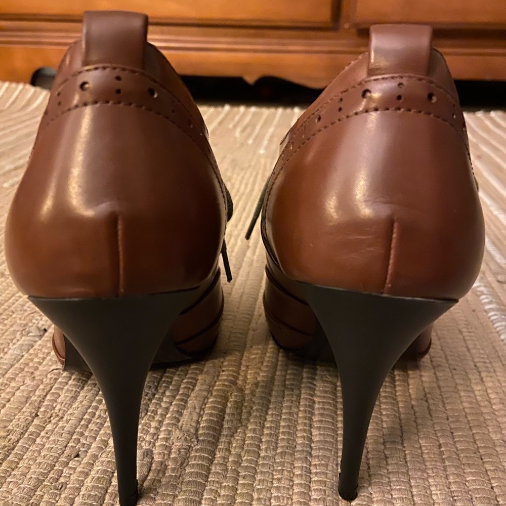 Call it Spring Heel - Picture 3 of 3